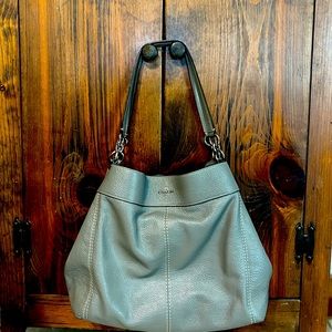 Coach leather shoulder bag